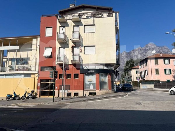 appartamento in vendita a Lecco in zona Belledo