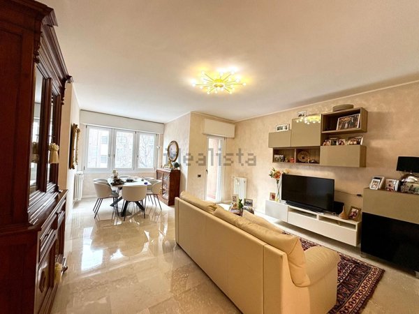 appartamento in vendita a Lecco in zona Lecco Centro