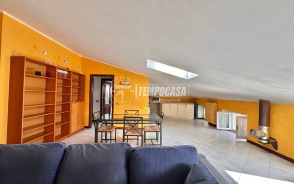 appartamento in vendita a Lecco in zona Rancio