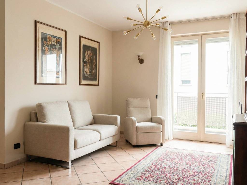 appartamento in vendita a Lecco in zona Belledo