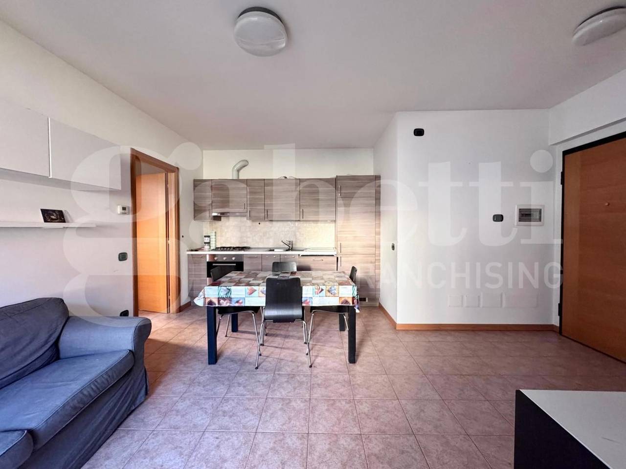appartamento in vendita a Lecco in zona Castello