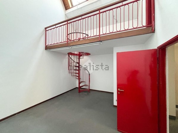 ufficio in vendita a Lecco
