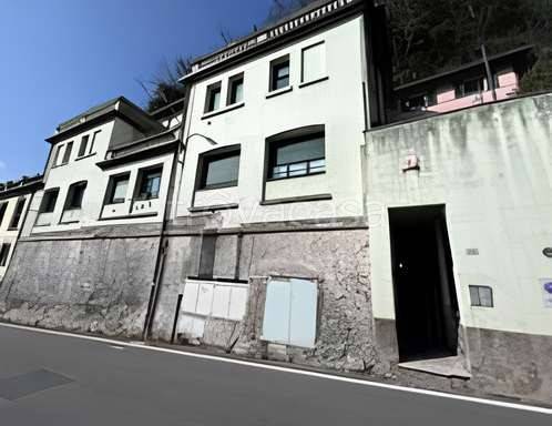 appartamento in vendita a Lecco in zona Rancio