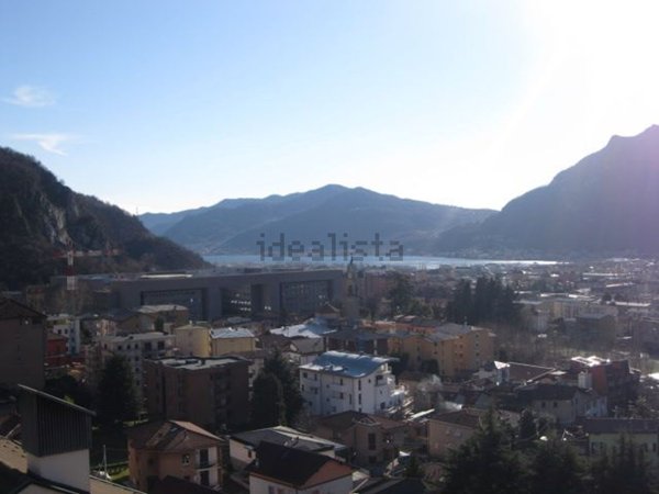 locale di sgombero in vendita a Lecco