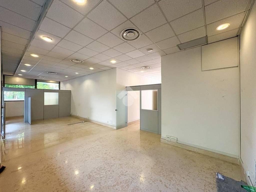 appartamento in vendita a Lecco in zona Castello