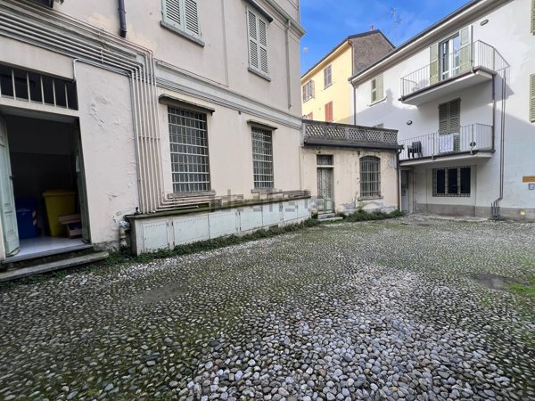 ufficio in vendita a Lecco