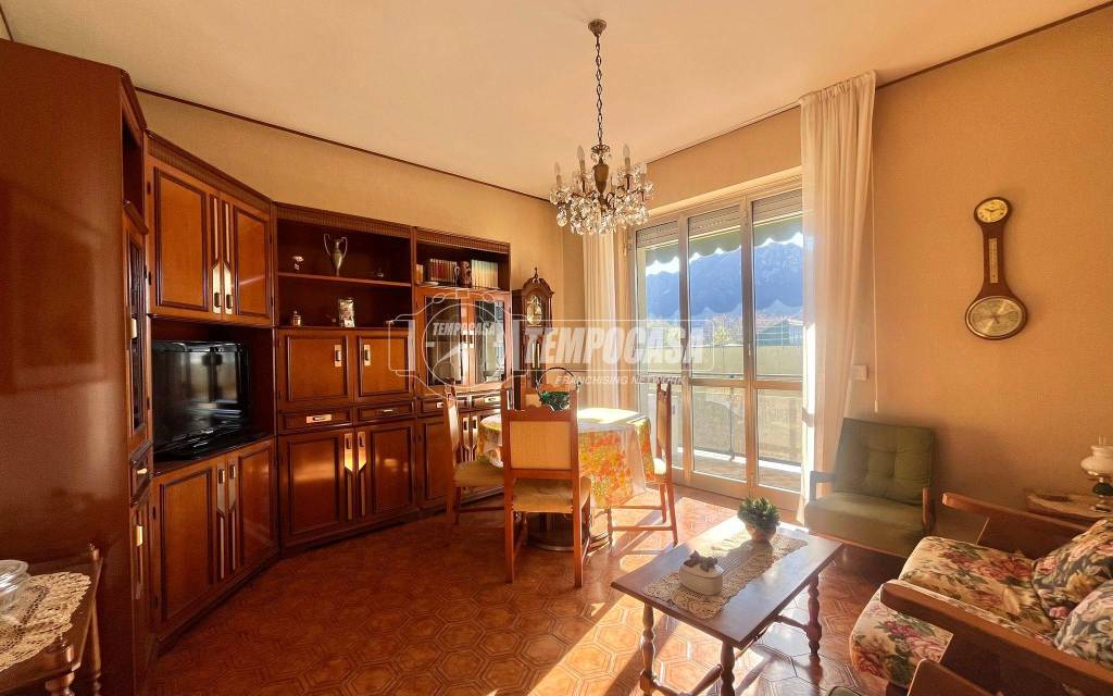 appartamento in vendita a Lecco in zona Belledo