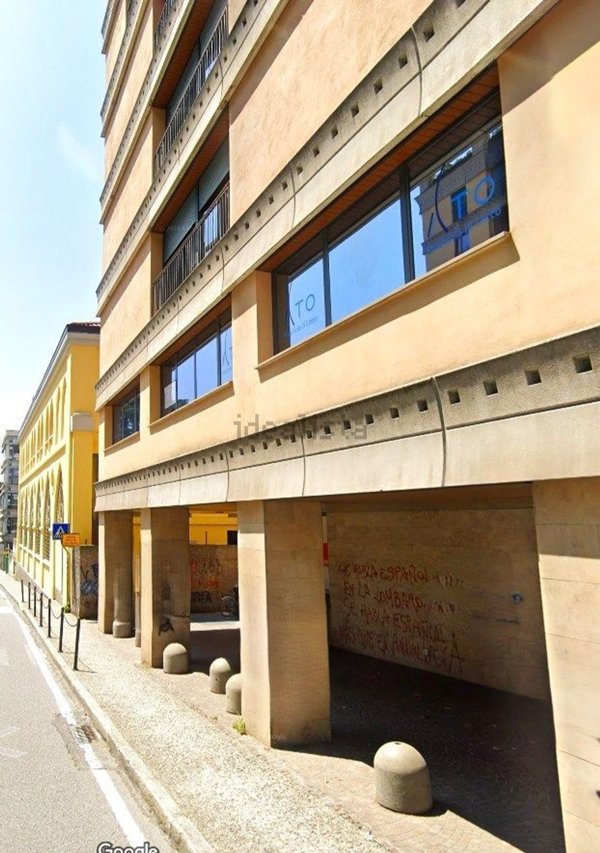 negozio in vendita a Lecco in zona Castello
