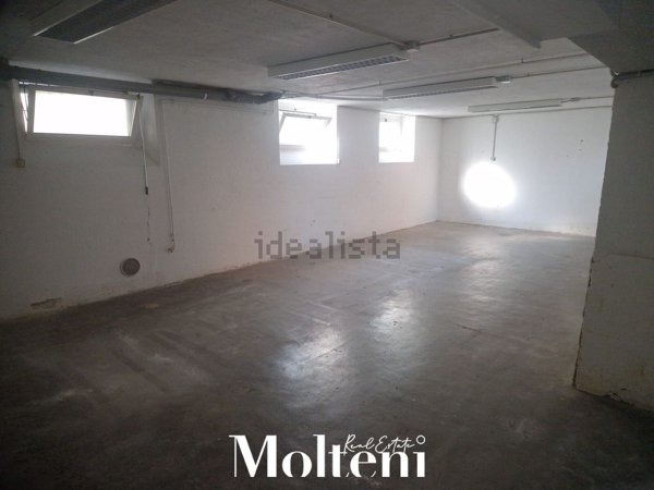 locale di sgombero in vendita a Lecco in zona Viale Turati