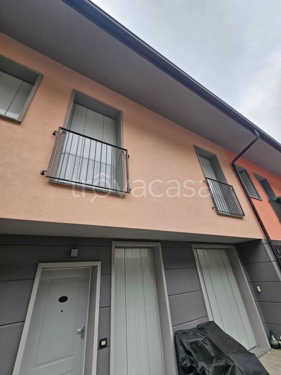 casa indipendente in vendita a Lecco in zona Maggianico
