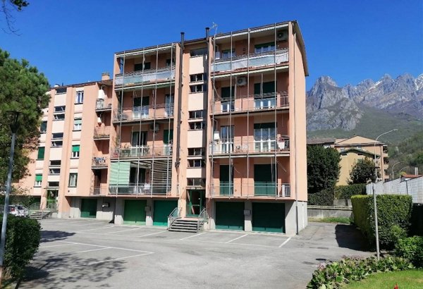 appartamento in vendita a Lecco in zona Belledo