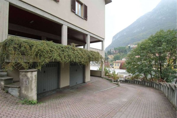 ufficio in vendita a Lecco in zona Rancio