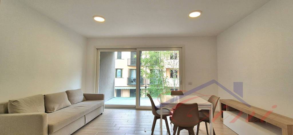 appartamento in vendita a Lecco in zona Castello