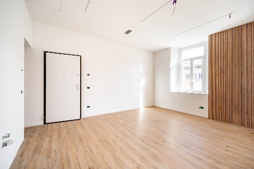 appartamento in vendita a Lecco in zona Lecco Centro