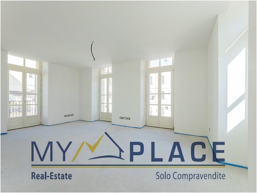 appartamento in vendita a Lecco in zona Lecco Centro