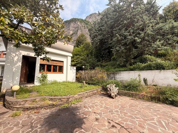 appartamento in vendita a Lecco