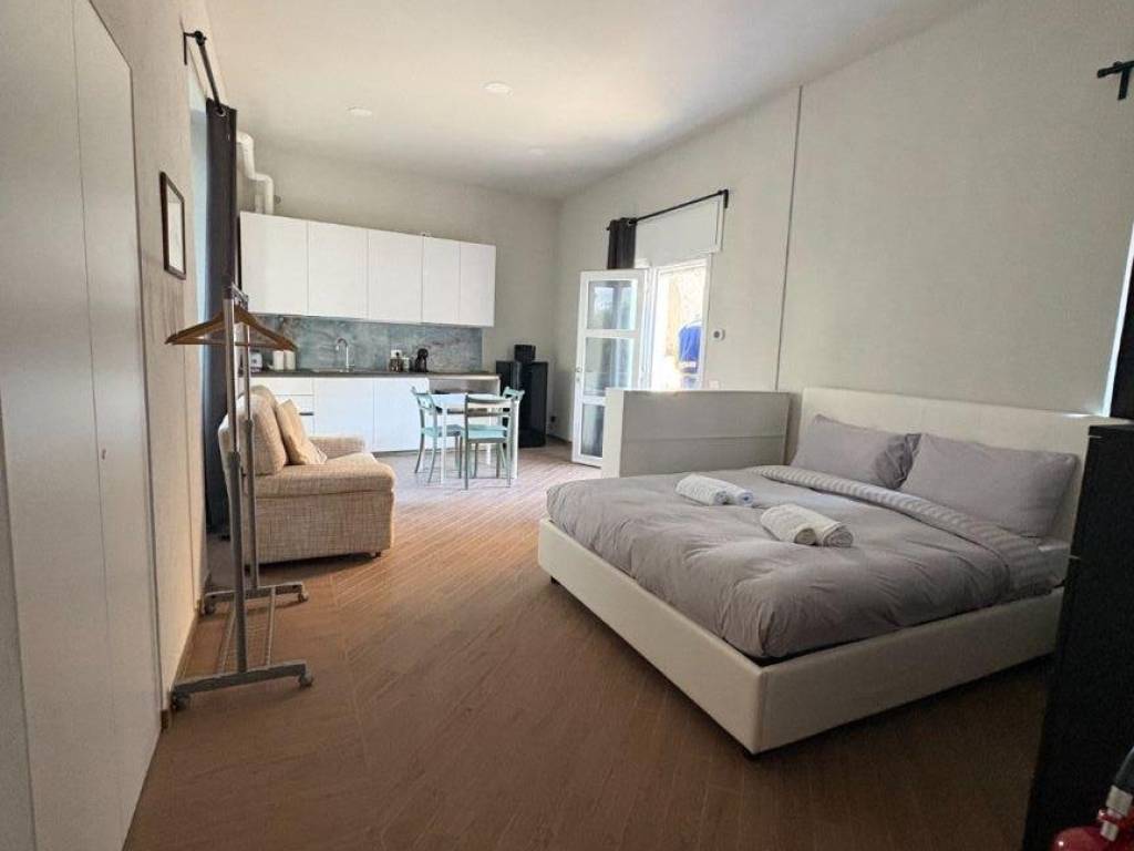 appartamento in vendita a Lecco in zona Pescarenico