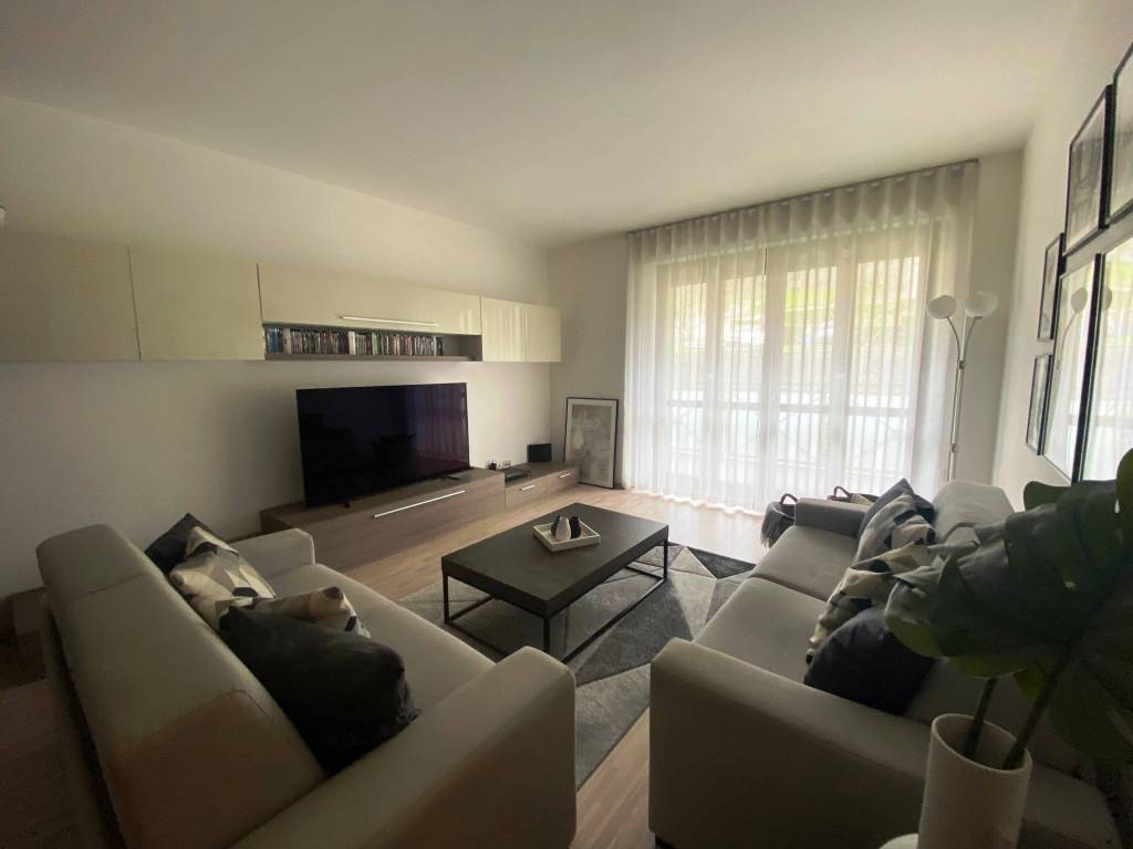 appartamento in vendita a Lecco in zona Acquate