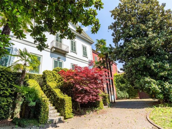 villa in vendita a Lecco in zona Rancio