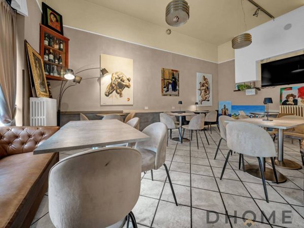 negozio in vendita a Lecco in zona Lecco Centro