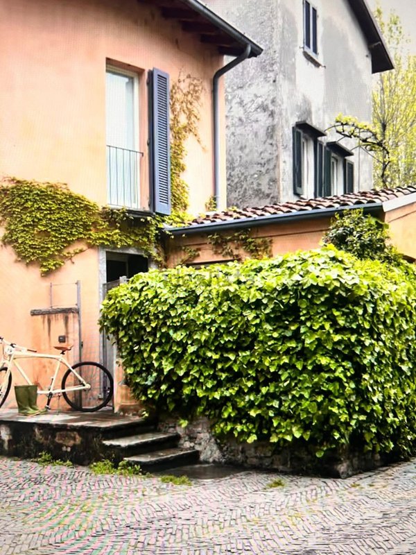 casa indipendente in vendita a Lecco