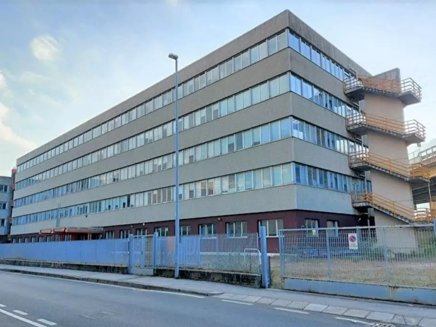ufficio in vendita a Lecco in zona Lecco Centro