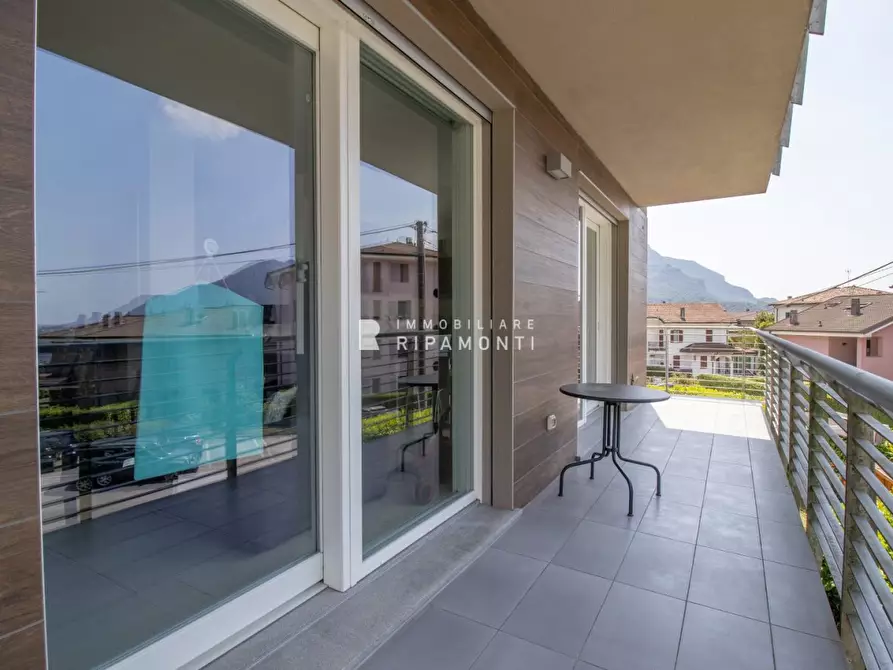 appartamento in vendita a Lecco in zona Lecco Centro