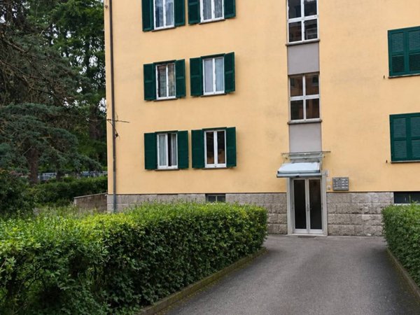 appartamento in vendita a Lecco in zona Belledo
