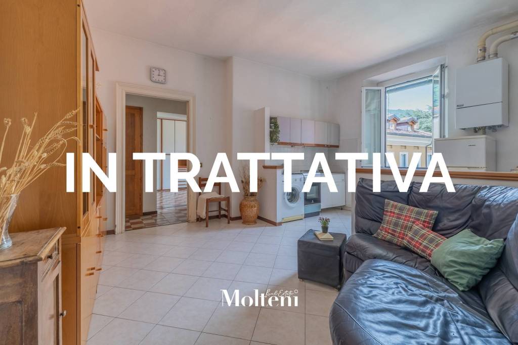 appartamento in vendita a Lecco in zona Castello