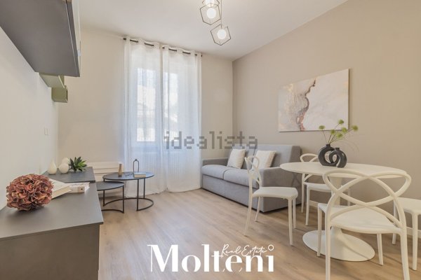 appartamento in vendita a Lecco in zona Lecco Centro