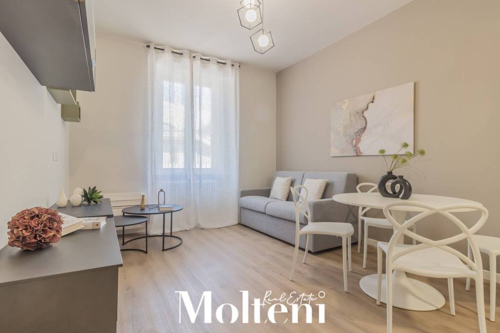 appartamento in vendita a Lecco in zona Lecco Centro
