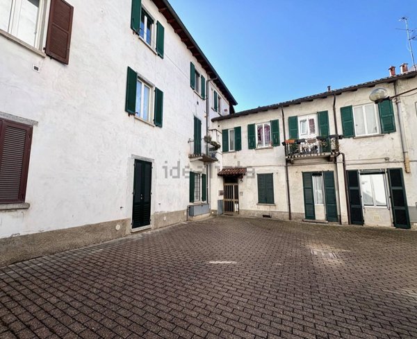 appartamento in vendita a Lecco in zona Pescarenico