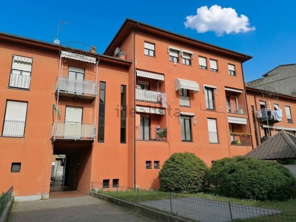 appartamento in vendita a Lecco in zona Pescarenico