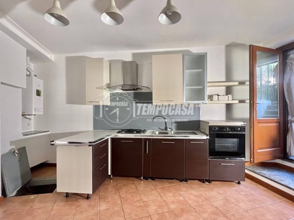 appartamento in vendita a Lecco in zona Castello