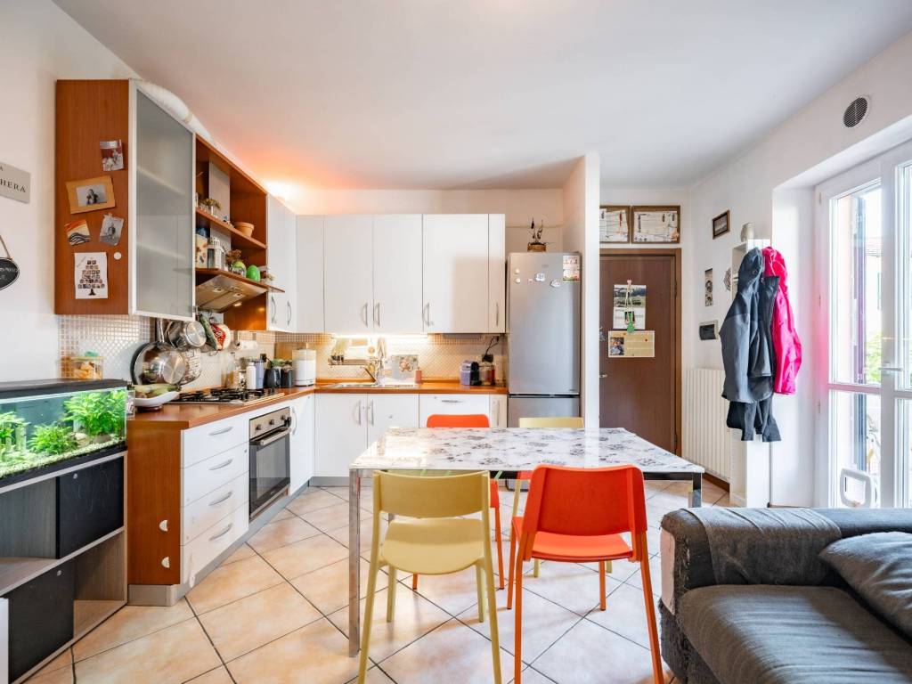 appartamento in vendita a Lecco in zona Castello
