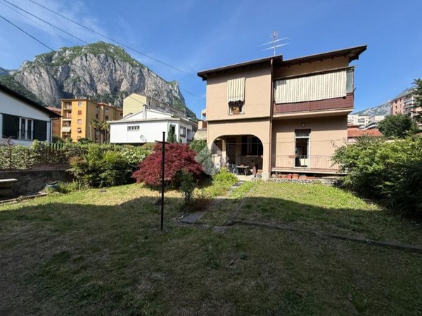 appartamento in vendita a Lecco in zona Viale Turati
