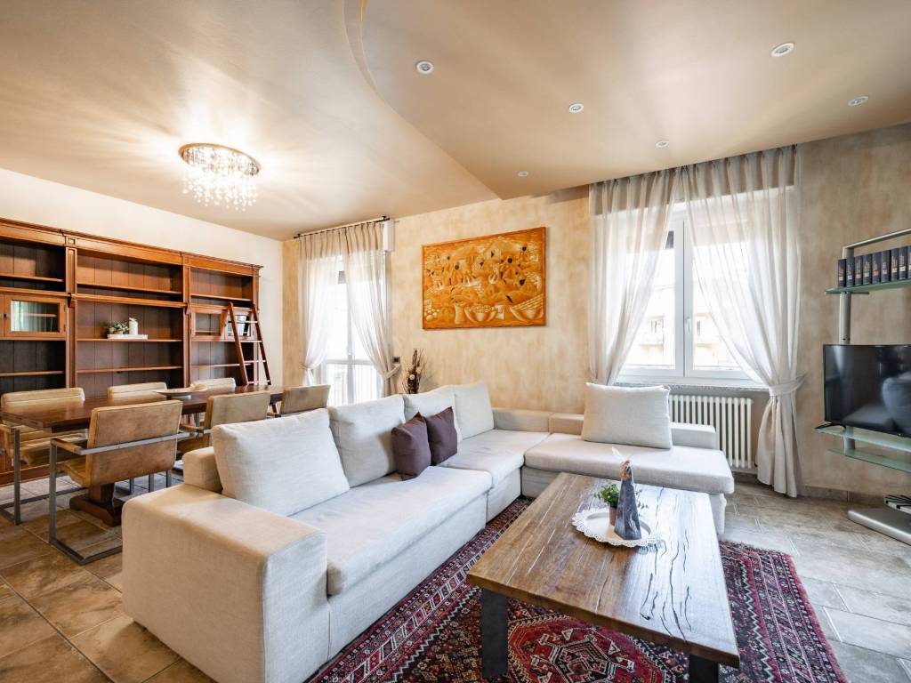 appartamento in vendita a Lecco in zona Germanedo