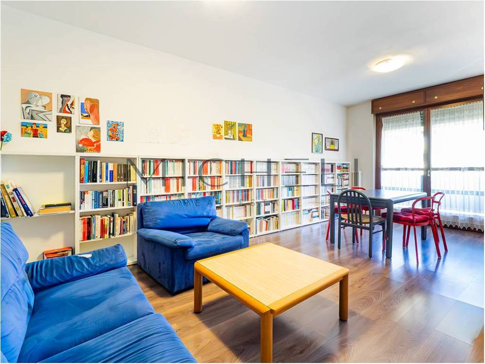 appartamento in vendita a Lecco in zona Lecco Centro