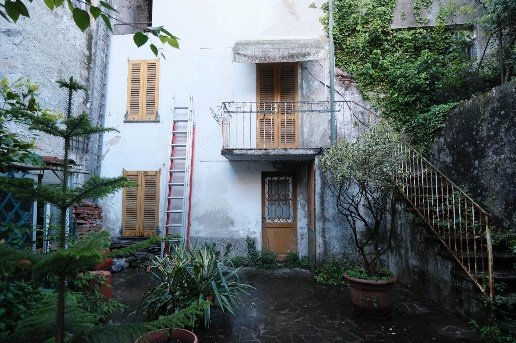 casa indipendente in vendita a Lecco in zona Germanedo