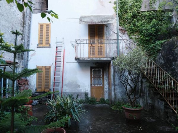 casa indipendente in vendita a Lecco in zona Germanedo
