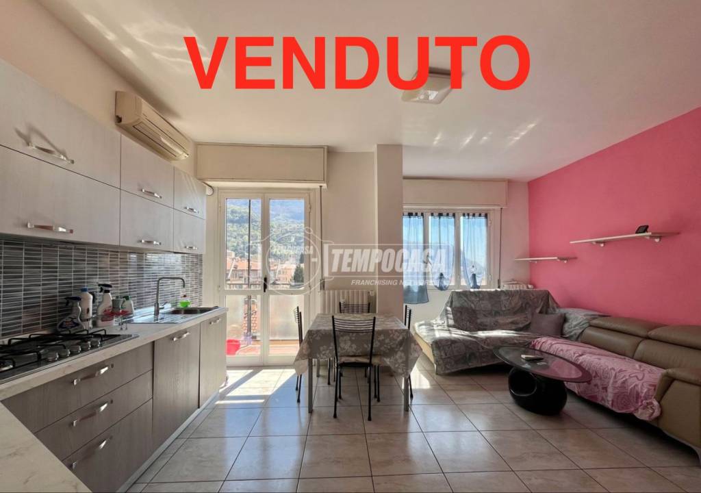 appartamento in vendita a Lecco in zona Acquate