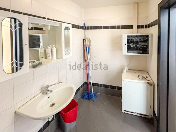 appartamento in vendita a Lecco in zona Castello