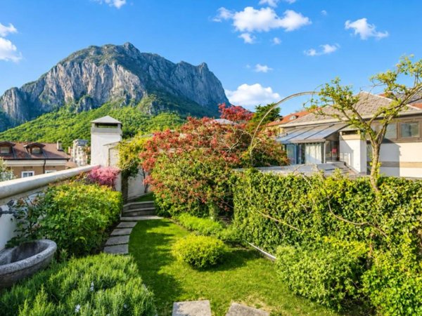 appartamento in vendita a Lecco in zona Castello