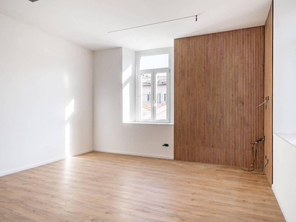 appartamento in vendita a Lecco in zona Lecco Centro