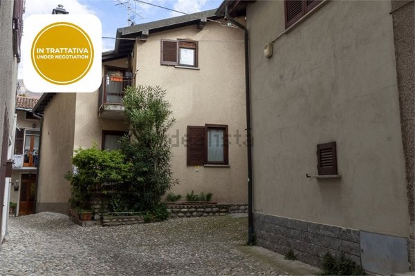 casa indipendente in vendita a Lecco