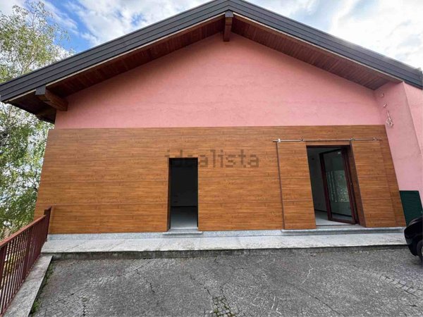 quadrivano in vendita a Lecco in zona Rancio