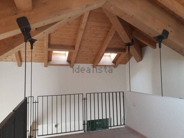 appartamento in vendita a Lecco in zona Lecco Centro