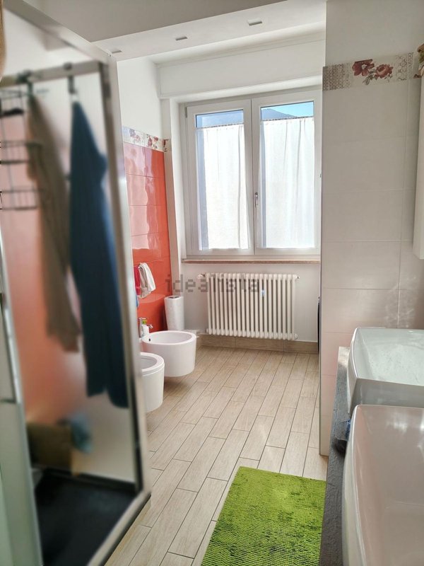 appartamento in vendita a Lecco in zona Castello
