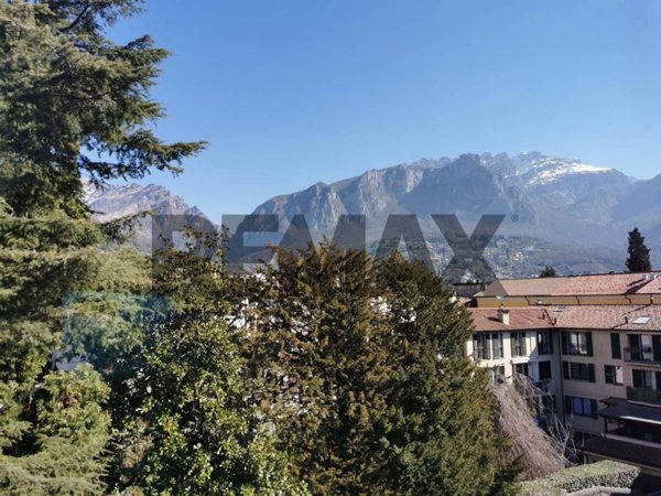 appartamento in vendita a Lecco in zona Castello