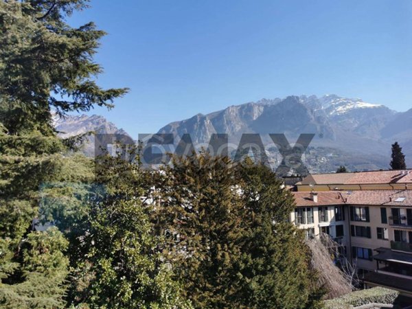 appartamento in vendita a Lecco in zona Castello